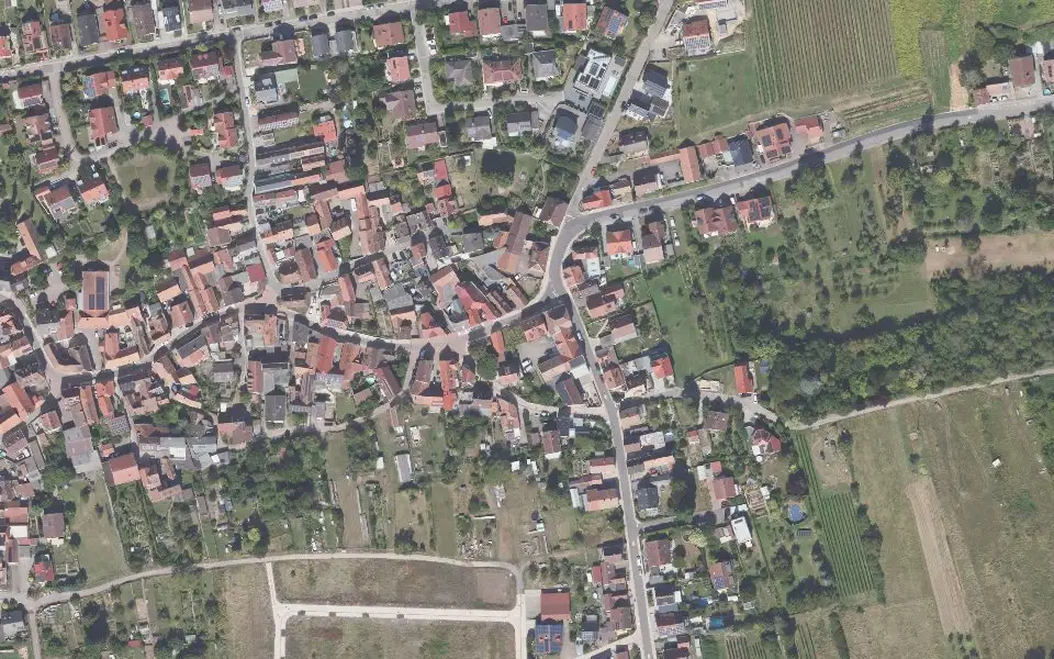Luftbild mit der Einzellage Kalmit