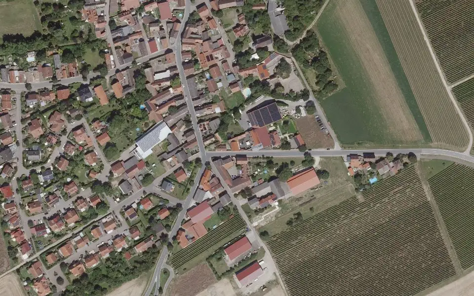 Luftbild mit der Einzellage Schloß