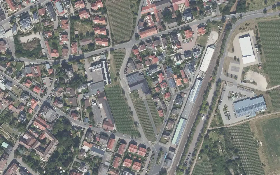 Luftbild der Umgebung von J. Biffar Wein & Sekt GmbH in Deidesheim