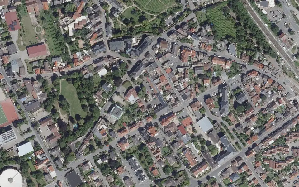 Luftbild der Umgebung von St. Antony Weingut in Nierstein