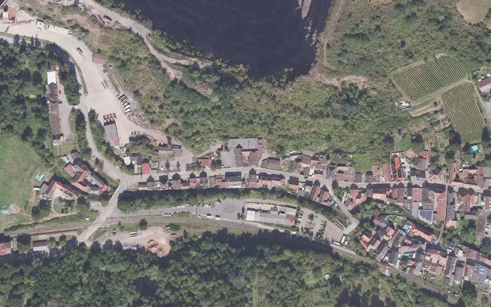 Luftbild der Umgebung von Weingut Speisegaststätte Gebr. Nägle in Albersweiler