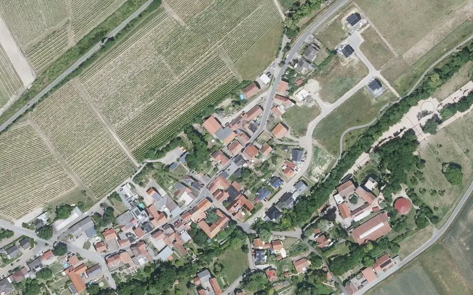 Luftbild der Umgebung von Wingut Arno Schröder in Wahlheim
